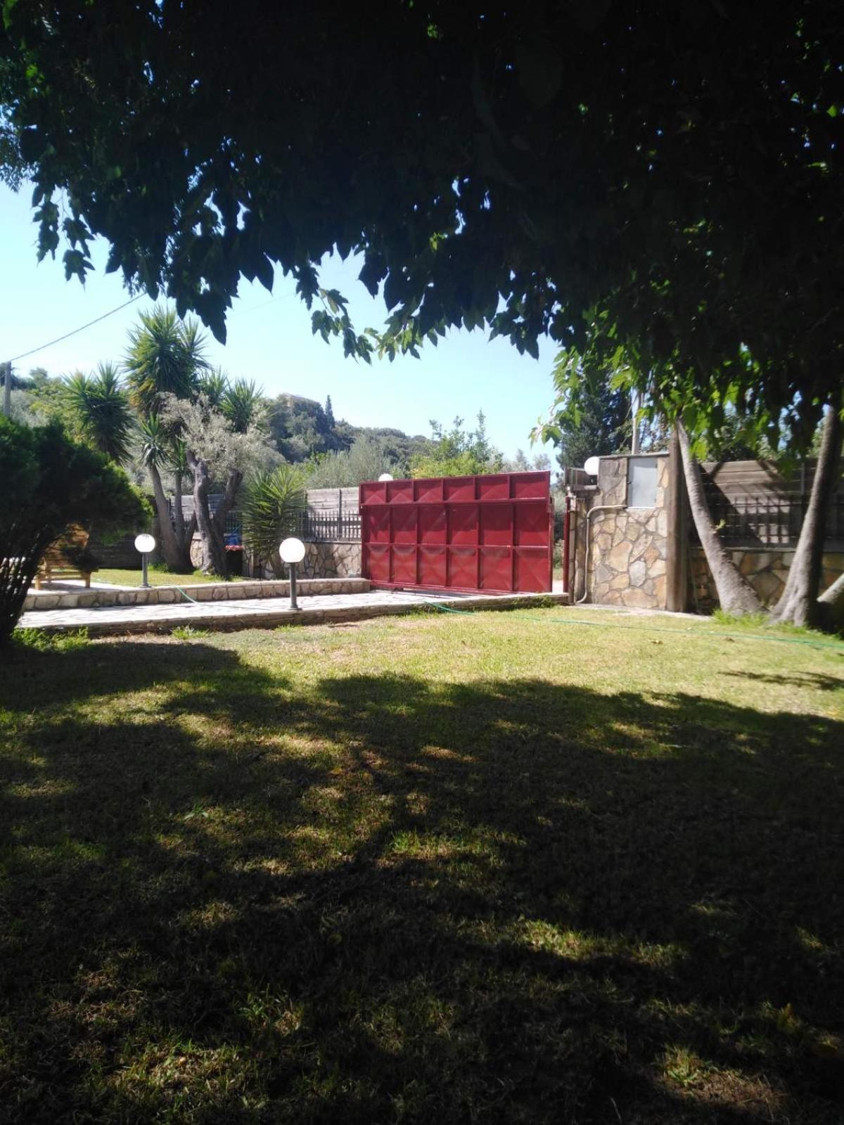 Red Villa Nydri  Luaran gambar