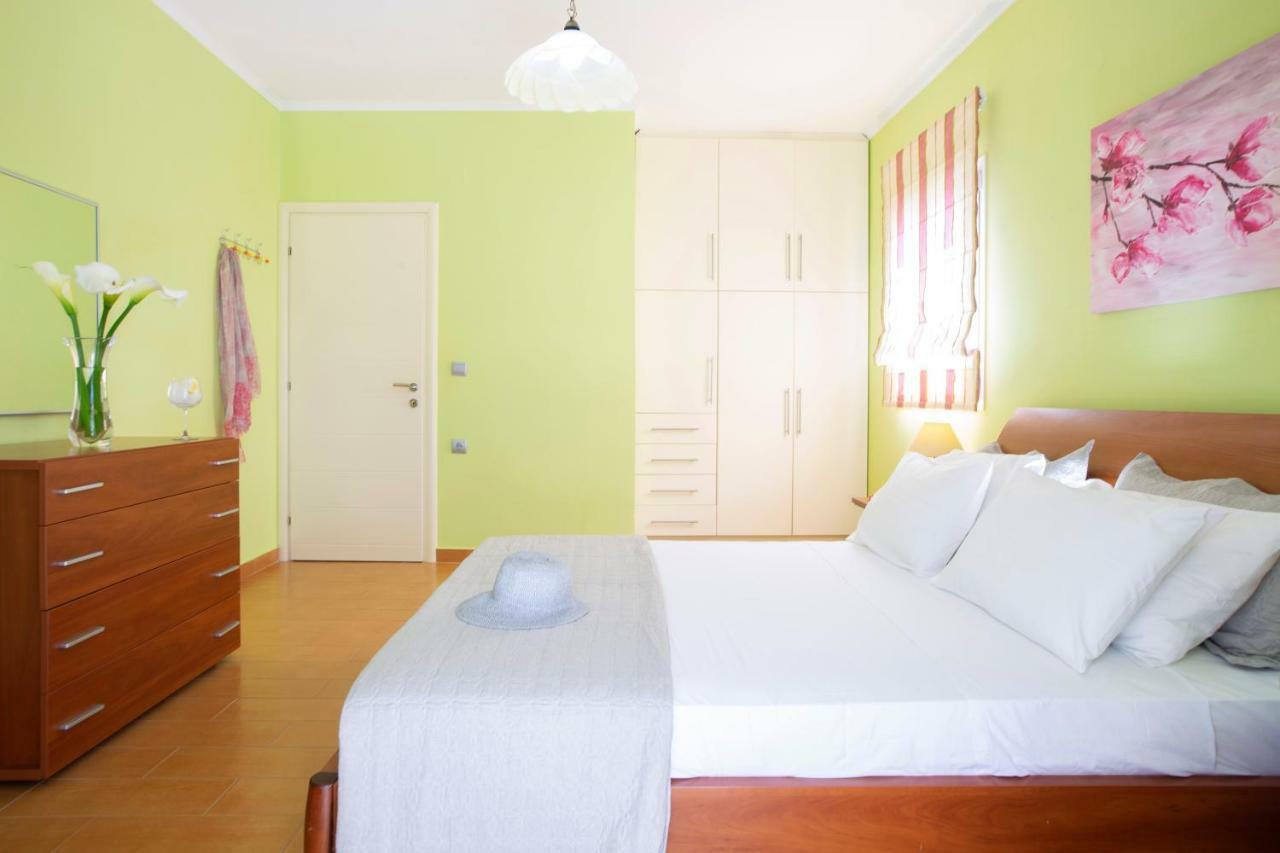 Red Villa Nydri  Luaran gambar